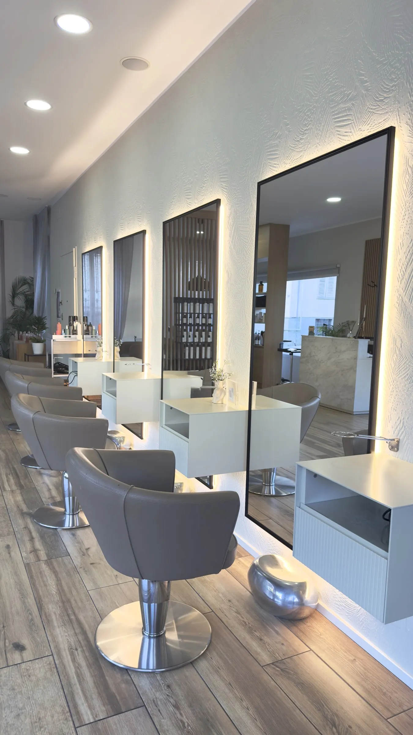 Interno del salone Memì Hair Spa